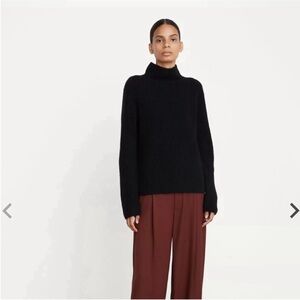 wool/cashmere blend Vince turtleneck sweater with side zippers size S